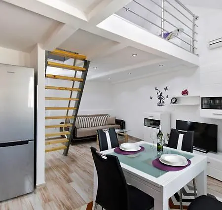 Old Town Studio Loft * سبليت